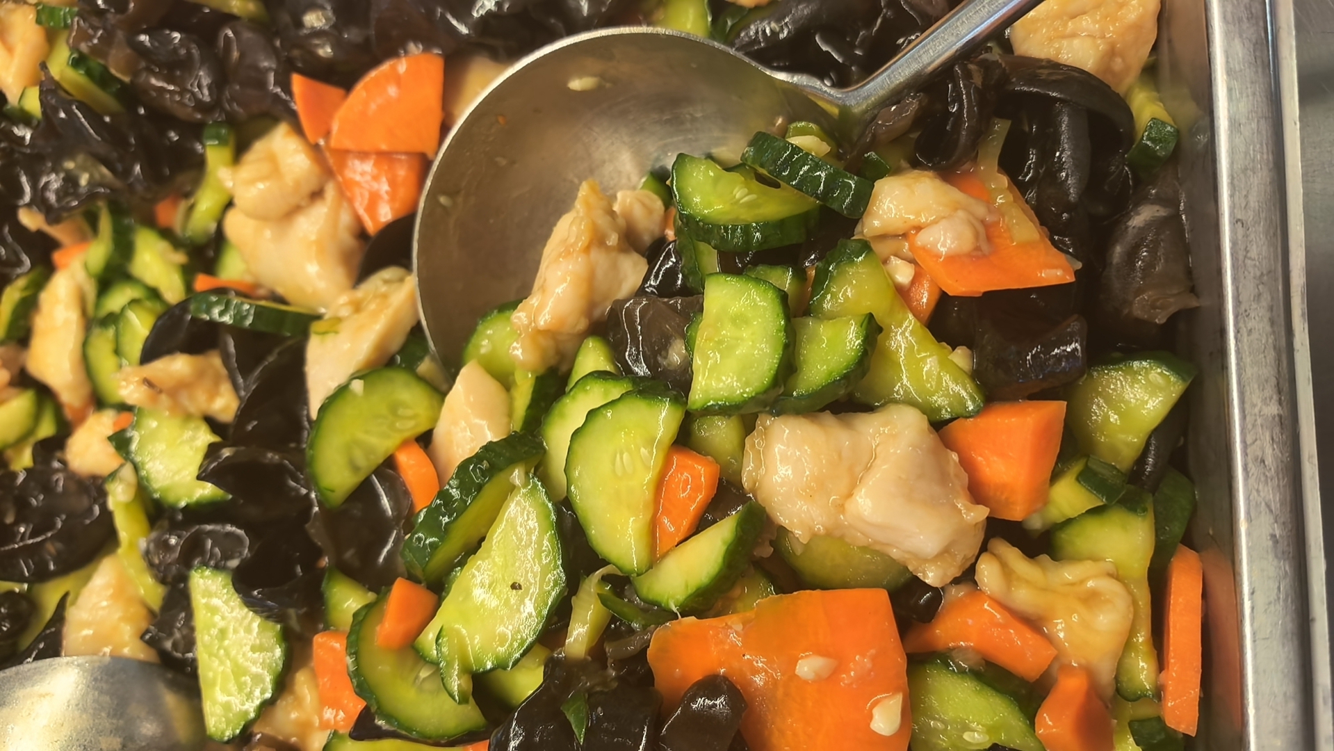 这款旋转炒菜机味道稳定不翻车