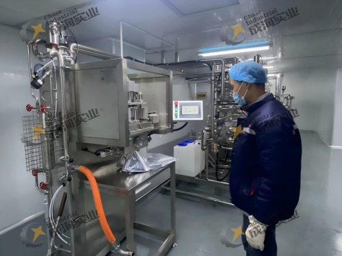 BIB 无菌袋灌装机果汁包装现场.jpg